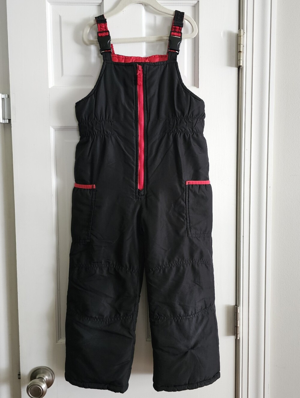 Carter's Kids Girls Boys Size L/7 Black Snow Bibs Insulated Winter Pants Red Tri